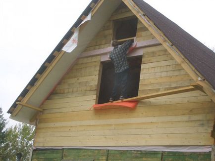 Как да си направим фронтон покрив на къщата със собствените си ръце