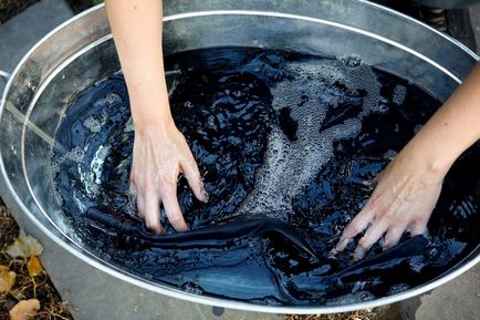 Как да се измие черните неща, какво би те не губи цвета