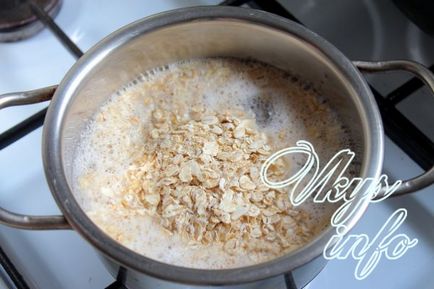 Как да се готви овесена каша във водата - рецептата със снимка