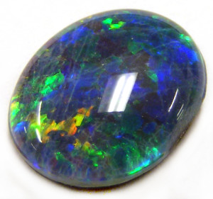 Stone Opal магически свойства и който е подходящ за зодия (снимка)