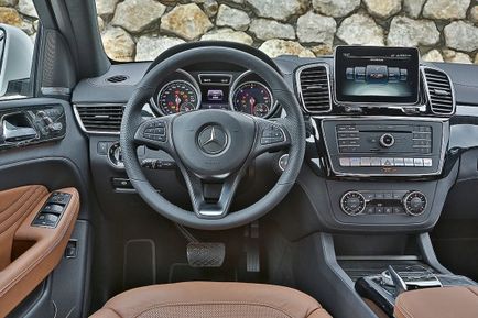 Mercedes GLE купе BMW X6 и сравнителен тест диск
