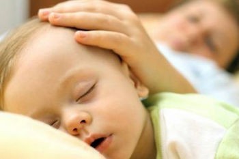 Молитва и конспирация безсъние малко дете