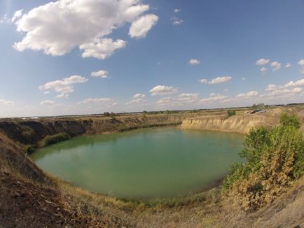 В момента, солено езеро в региона Харков