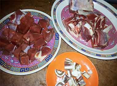 Реал узбекски пилаф с говеждо месо в гърне