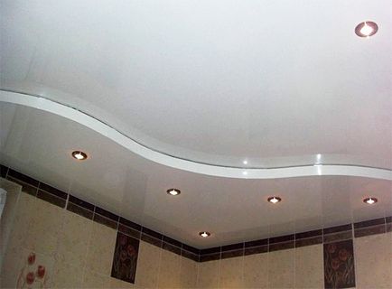 Опънати тавани в банята (30 снимки) красив дизайн