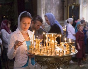 Защо не мога да ходя на църква по време на менструация