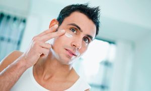 Правилното мъжки крем за лице хидратиращ крем против бръчки и