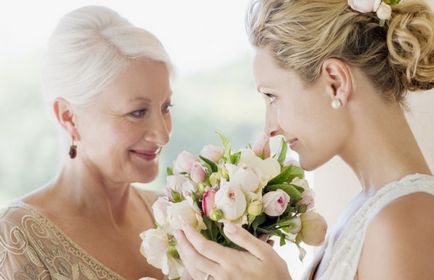 Прически за майки на булката и младоженеца - снимки описание и опции