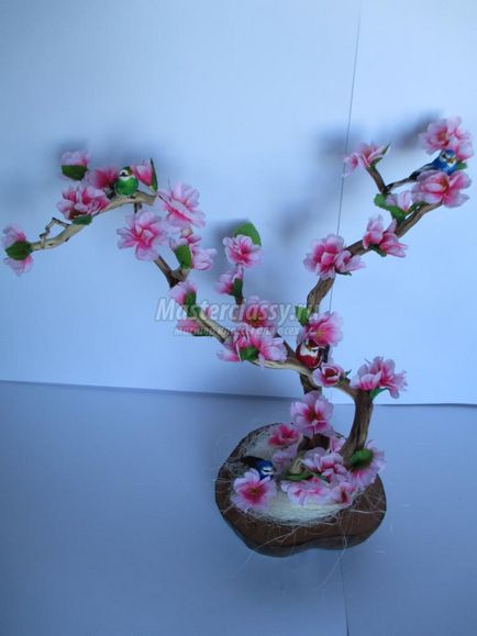 Сакура от изкуствени цветя