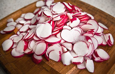 Салати от ряпа - 10 рецепти със снимки