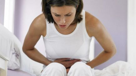 Симптомите на гастрит и язва на стомаха, първите признаци, лечение