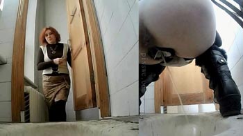 Скрита камера в тоалетната на жените