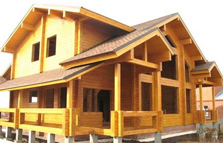 Строителство на дървени къщи от слепени греди
