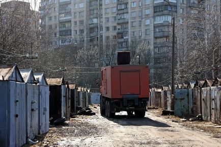 Изграждане на доверие се измъкна от защитата и малка garazhnikov Букурещ - новините на Санкт Петербург - обществеността