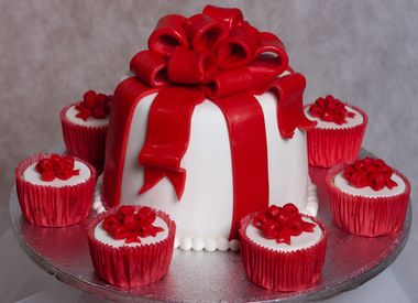 Сватбена торта торти континентални - справочник на булката