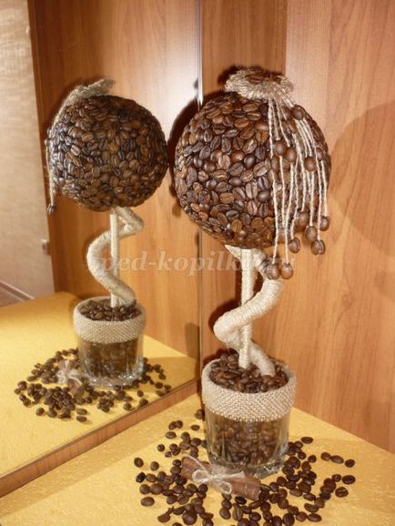 Topiary на кафе на зърна