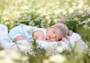 Новородено момченце грижи през първия месец от живота практически съвети