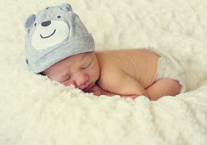 Новородено момченце грижи през първия месец от живота практически съвети