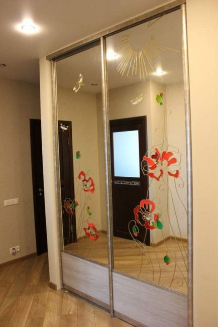 Вграден плъзгащ гардероб за един съвременен апартамент - 19 снимки