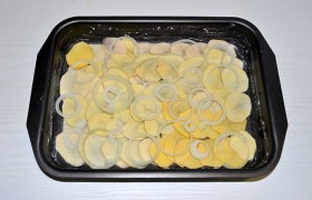 Печени картофи с лук на френски език - постепенно fotoretsept