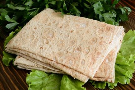 Начало арменски lavash- предписания запълнени и незапълнени