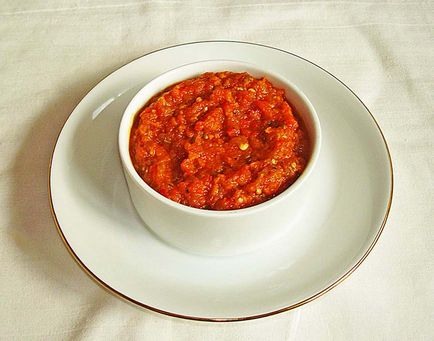 Лютеница какво е Лютеница какво е