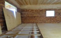 Как да се запечата пукнатините в дървени подове