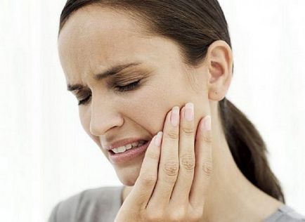 Какво може да нарани в челюстите