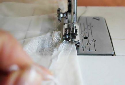 Как да шият лентата на завесата