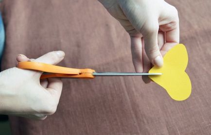 Как да си направим хартия цветна пъпка