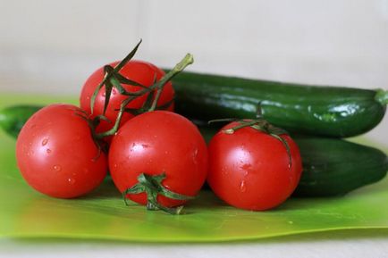 Колко калории в една салата с домати