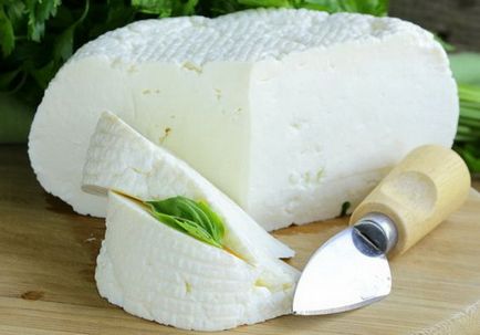 Колко полезна сирене