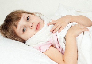 Възпалено гърло без симптоми хрема и лечение на болно дете