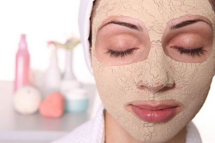 Как да се почисти запушени пори на лицето си у дома, видео