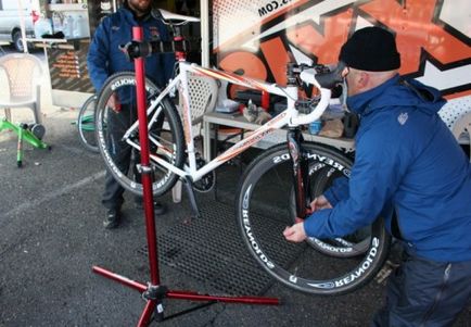 Как да поправите велосипед научат да поправите собствените си ръце