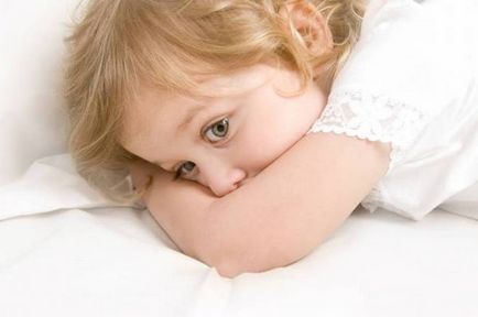 Как да се отбие детето да пише през нощта в леглото разбираме причините за болестта