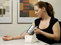 Как да проверите за измерване на кръвното налягане у дома
