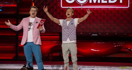 Comedy Club Нови песни () гледате онлайн TNT - 26 юли 2017 г. (Club) Comedy Club Нови песни () гледате онлайн TNT - 26-ти юли 2017 г.