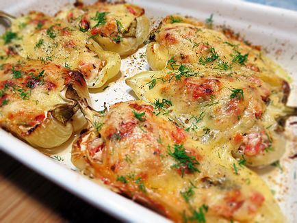 Картофи с пиле и гъби в рецептата на фурната