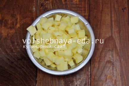 Пилешки кюфтенце (лист бахар) пилешки кнедли