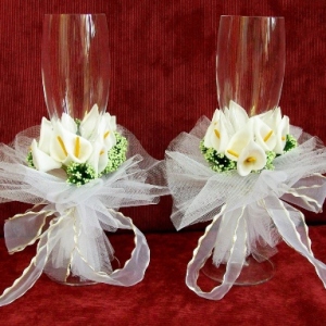 Осъществяване сватбени чаши с ръцете си (фото и видео) майсторски клас в дизайнерски очила младоженец