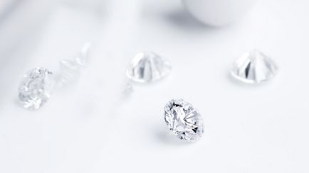 Определяне на автентичността на диаманта