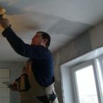 Ремонти се простират таван с ръцете си, ремонтиран апартамент с ръцете си