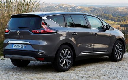 Renault Espace 5 (2017-2018) и цена спецификации, снимки и преглед