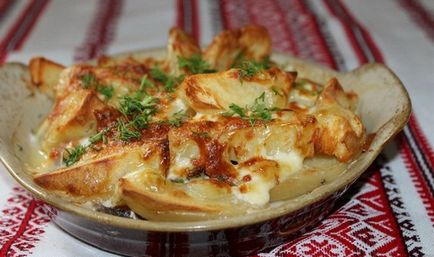 Рецепти на гъби с картофи, пиле или пуйка във фурната и multivarka