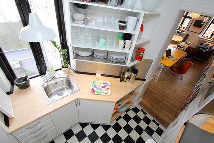 30 Успешни примери за решаване на проблеми във вътрешността на малка кухня