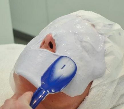 Алгинат маска е как да се размножават и как да кандидатствате за използване, че под маската, разредете с без бучки,