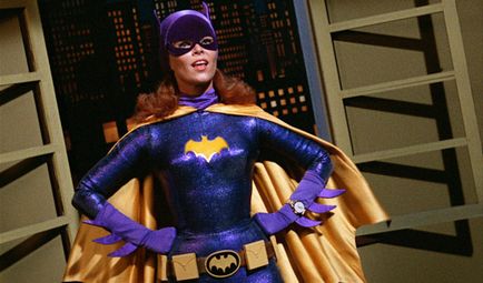 Batgirl (Betti Keyn, Barbara Gordon, Batgirl)