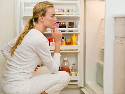 хладилник с миенето вътре, за да унищожи миризма от измие да се избегне като измиване, посредством