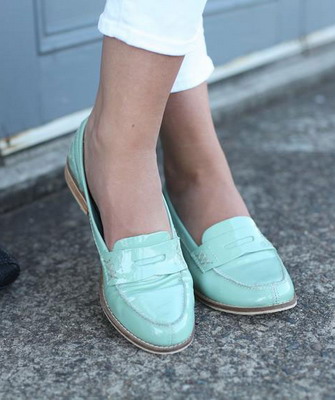 Какво е това - дамски обувки Loafer снимка, се различават от Lofer траверси
